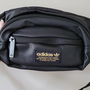 Adidas Waist/Fanny Bag - Black